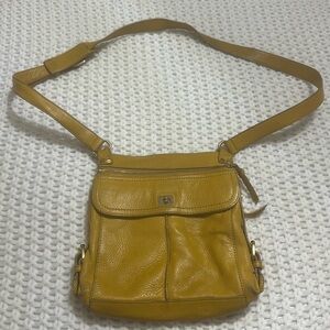 DVF previously loved Messenger bag